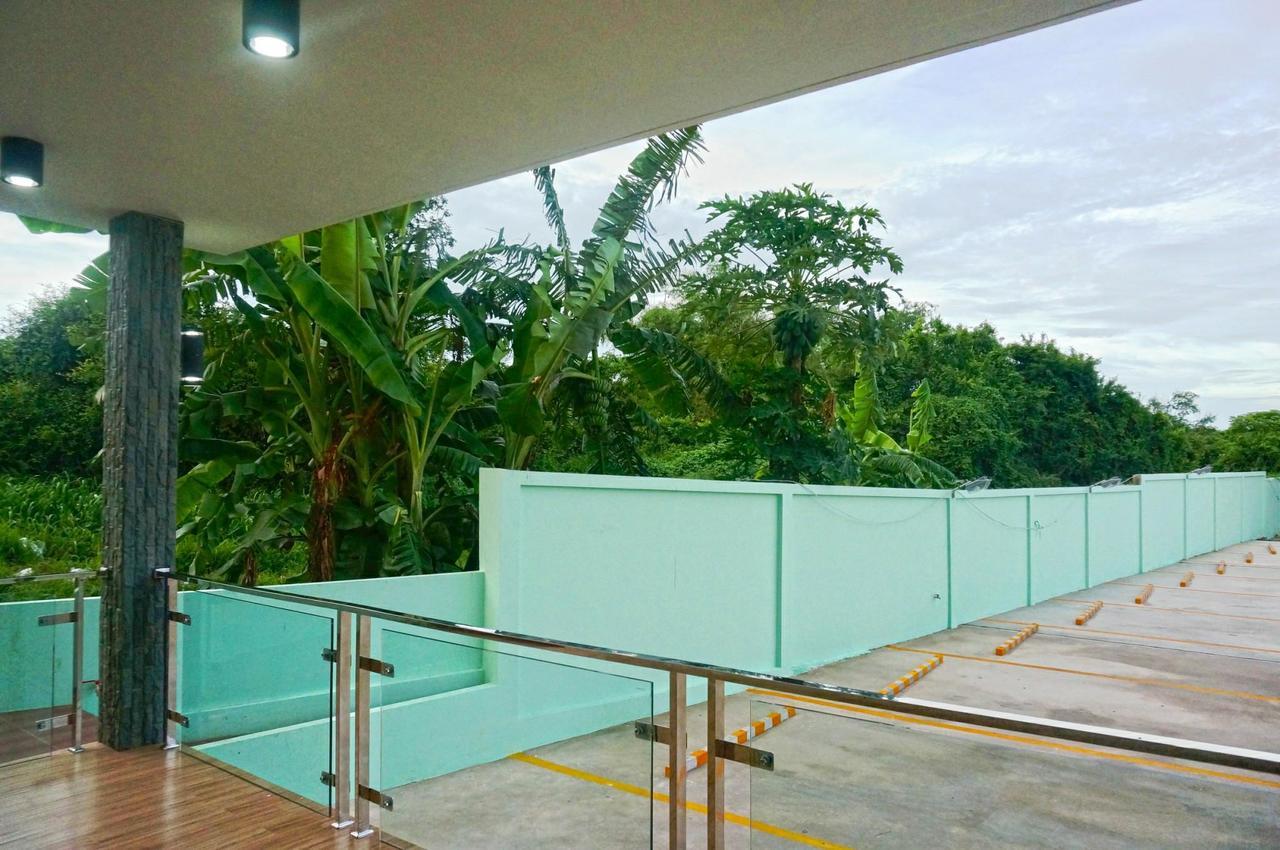 A.D. Living Hotel Hua Hin Exterior photo