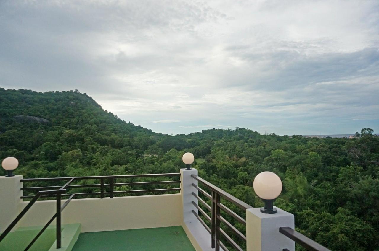 A.D. Living Hotel Hua Hin Exterior photo