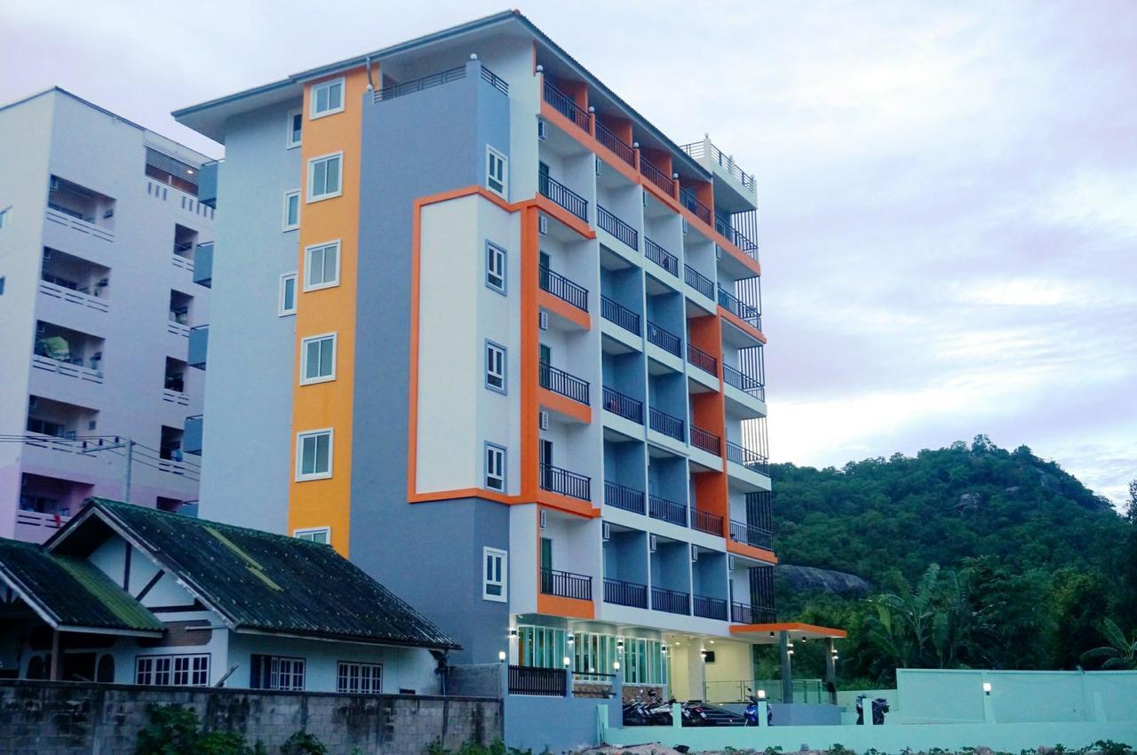 A.D. Living Hotel Hua Hin Exterior photo